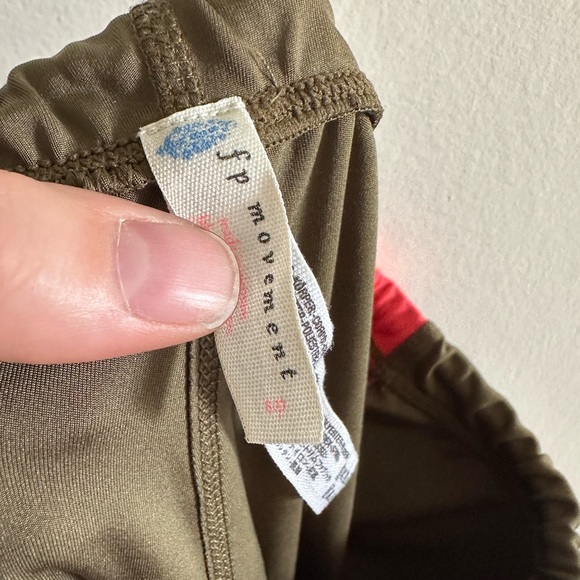 Free People FP Movement Green/Pink Stripe Zipper Side Leggings size Small EUC - Picture 11 of 12